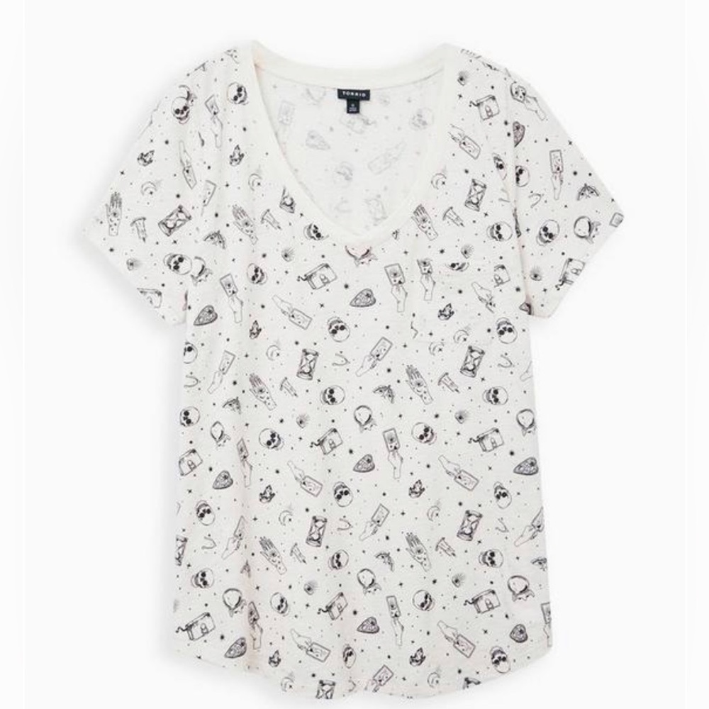 Torrid Tarot Pattern Pocket Heritage Slub V-Neck Tee Size 3